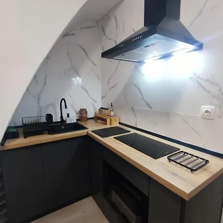 La Casita De