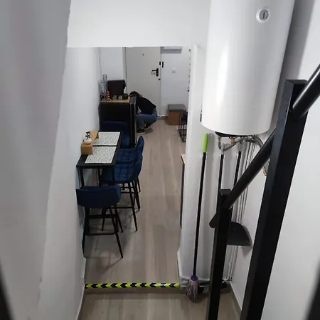 La Casita De *